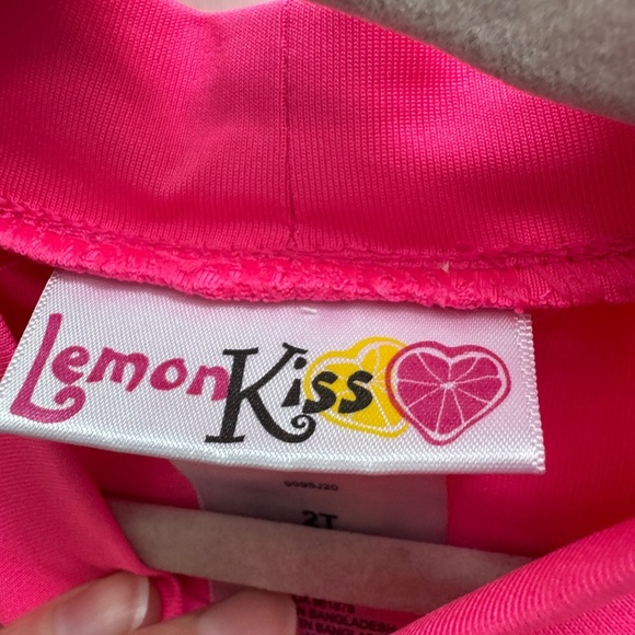 NWOT Lemon Kiss 2T Girls Hot Pink Rainbow Mermaid Swim Shirt Bathingsuit - Picture 4 of 7